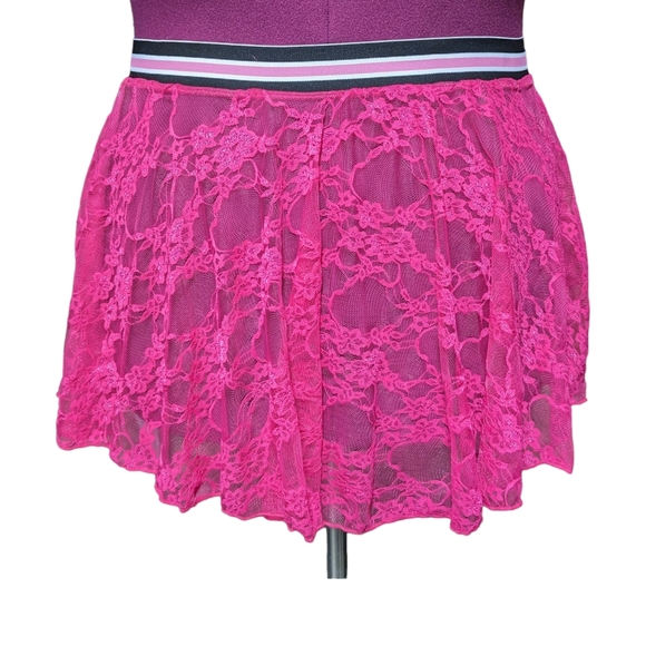 Bubblegum Pink Lace Skater Skirt Plus Size - Picture 4 of 4